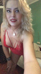 MELLISA TRAN LA MAS GUARRA Y LECHERA ATREVETE