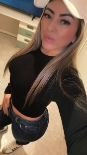 DULCE Y DIVERTIDA COLOMBIANA (VIA JULIA)