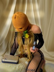 CHICA TRANS FIESTERA Y EDUCADA