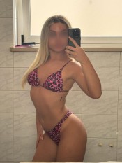 JOVENCITA FIESTERA CON GANAS DE PASARLO BIEN