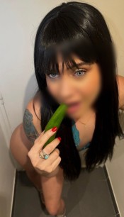 OJOS AZULES QUE ENAMORAN