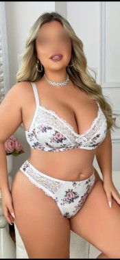 CHICA SUPER TETAZAS CUBANAS CALIENTES DISFRUTA
