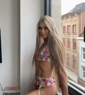CHICA TRANS REAL COLOMBIANA 20 CM GORDA