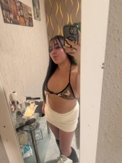 ALISON  VENEZOLANA MUY COMPLETA ,,EN CORNELLA