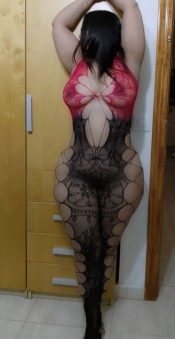 CACHONDA LUJURIOSA IMPLICADA DESEOSA DE PLACER