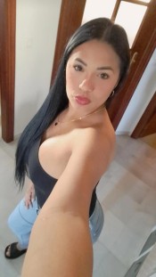 RICA Y APRETADITA PARA TI VEN Y APROVéCHAME