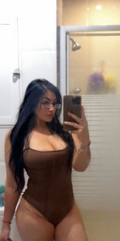 SENSUAL ARDIENTE EXQUISITA BOMBA DE SEXO