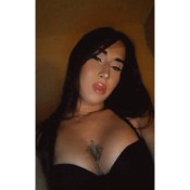 UNA CHICA TRAVESTI COLOMBIANA JOVEN DVERTIDA CON GANAS DE FOLLAR