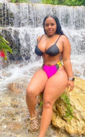 LATINA MORENA RICA ENCANTADORA FOTO REALES...