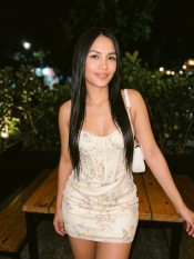 LATINA FIESTERA RECIéN LLEGADA A LA CIUDAD