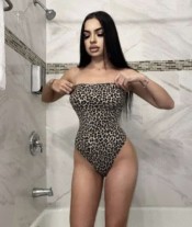 HOLA SOI DENISA AGO SALIDA