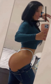 BELLA MUY MAJA IMPLICADA UN BOMBON POR TU ZONA //