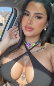 CAROLINA ESPAñOLA CON PORTE, PECHOS GRANDES Y SEDUCCIóN