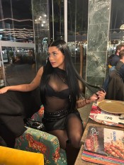 EN MALAGA MORENAZA ARDIENTE FIESTERA ARDIENTE