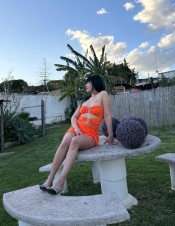 DIVINA COLOMBIANA JUGUETONA CON BUENAS CURVAS