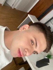 NOVEDAD CHARLY DE PASO