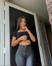 NOVEDA LATINA JOVEN SCORT ROMANTICA EN GRANADA