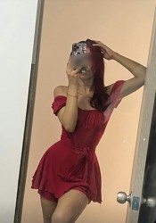 LINDA JOVEN  100% NATURAL RECIÉN LLEGADA