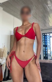 ESTARé POR POCOS DíAS, DIVINA Y FIESTERA