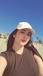 UNA BELLA PELI NEGRA