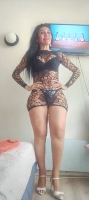 TRAVESTI ANDREA PASIVA ACTIVA Y DOTADA