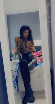 JOVENCITA LATINAS TU CIUDAD  RECIBO  CON AMIGA FIESTERA 742022983