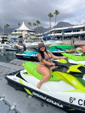 RICA CHICA CURVY LATINA PRIMERA VEZ EN MÁLAGA