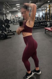 SEÑORITA MUY CALIENTE EXCELENTE COMPANIA