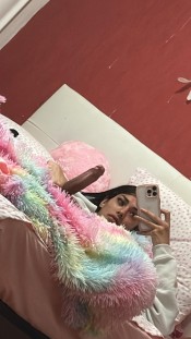 JOVEN LATINA REAL