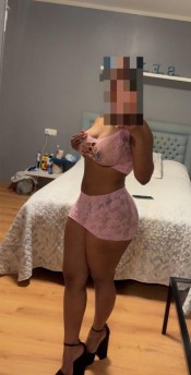 NIÑATA EN VIGO NOVEDAD FIESTERA CAÑERA FOTOS REALES