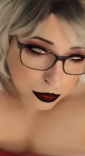 TOP TRANS DOMINATRIX ¿HAS SIDO UN NENE MALO?