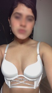 JOVEN SEXY LATINA MORBOSA VOLCÁN EN ERUPCIÓN