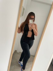 ME ENCANTA FOLLAR EN 4, ESTOY CALIENTE