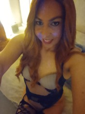 LA REINA DE LA FIESTA SEXO A TOPE POLLONA 24CM  24/7