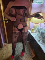 NATALIA  SUMISA ESCORT ESPAÑOLA 30 AÑOS BESOS CON LENGUA