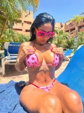 EN AGUADULCE, CHICA COLOMBIANA DE LUJO SIN LIMITES