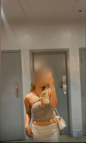 EVA JOVEN RUBIA INSALVABLE  MORBOSA FIESTERA