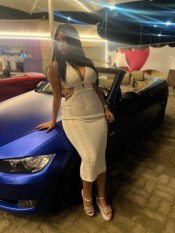 GUARRA MUY TRAGONA Y FOGOSA EN POBLE SEC