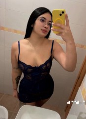 JOVENCITA DIVINA FIESTERA Y MORBOSA A TOPE