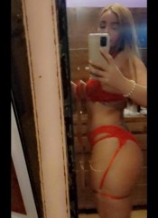 MICHELLE CAÑERA Y JUGETONA