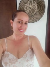 CUATRO AMIGAS MADURAS IMPLICADAS