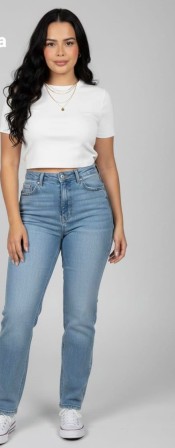 EN VILLALBA.NOVEDAD.FIESTERA.PRECIOSIDAD MORENA CON 22 AÑITOS.