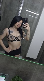 LATINAS CALIENTES SEXYS FIESTERAS Y MUY JUGUETONAS