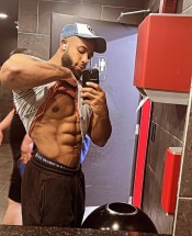 QUIERES ESTE CHOCOLATE ESCRIBE YA DISPONIBLE