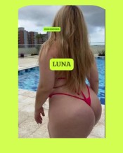 LA SABROSONA BESUCONA ME FASCINA LOS BESOS CON LENGUA
