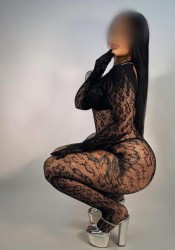 JOVENCITA MUY RICA  NOVEDAD EN MONZON
