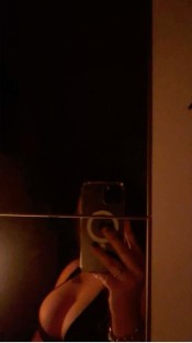 SARA, 19 AÑOS – ÁRABE MUY FOGOSA 24H