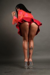 MORENAZA LA DIOSA DEL SEXO UNICA EN LA CAMA