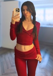 CAPRICHOSA UNIVERSITARIA TE HAGO FRANCES AL NATURAL, SALIDAS!