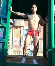 LATINA ,CACHONDA ,MAJA Y FIESTA A TOPE TRANS VERSáTIL